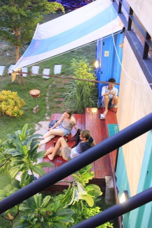Wh Hostel Bangkok Dış mekan fotoğraf