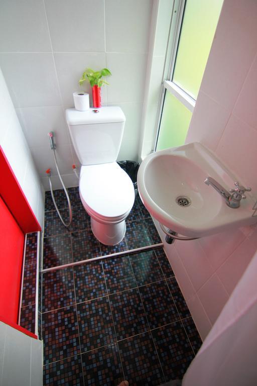 Wh Hostel Bangkok Dış mekan fotoğraf