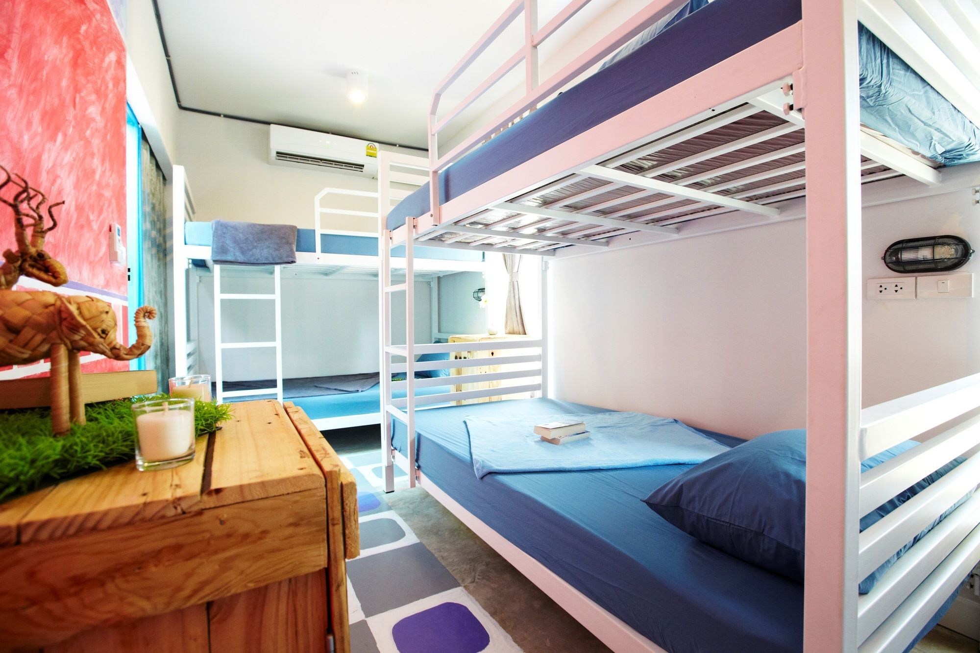 Wh Hostel Bangkok Dış mekan fotoğraf